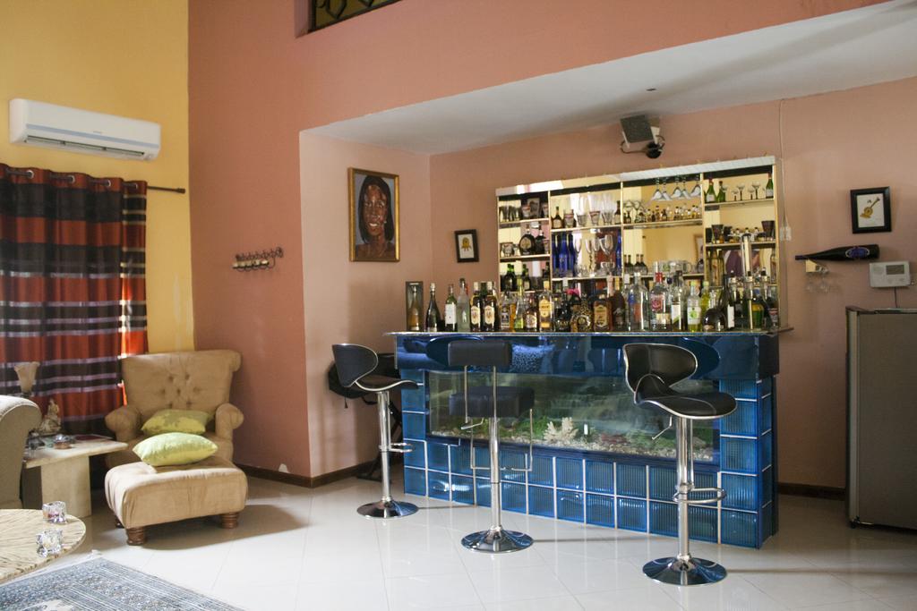 Quest Lodge Accra Exterior photo