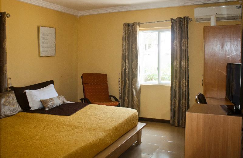 Quest Lodge Accra Exterior photo